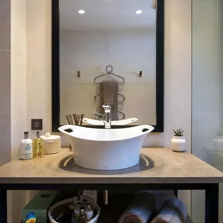 Apartament Cornile